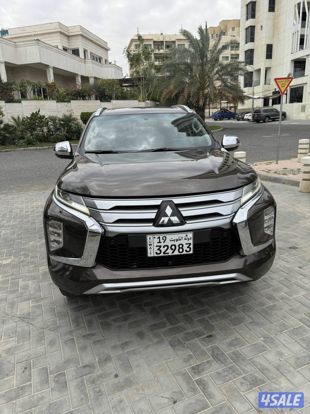 ميتسوبيشي مونتيرو سبورت 20200