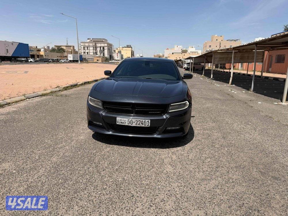 للبيع دودج تشارجر 2017 sxt1
