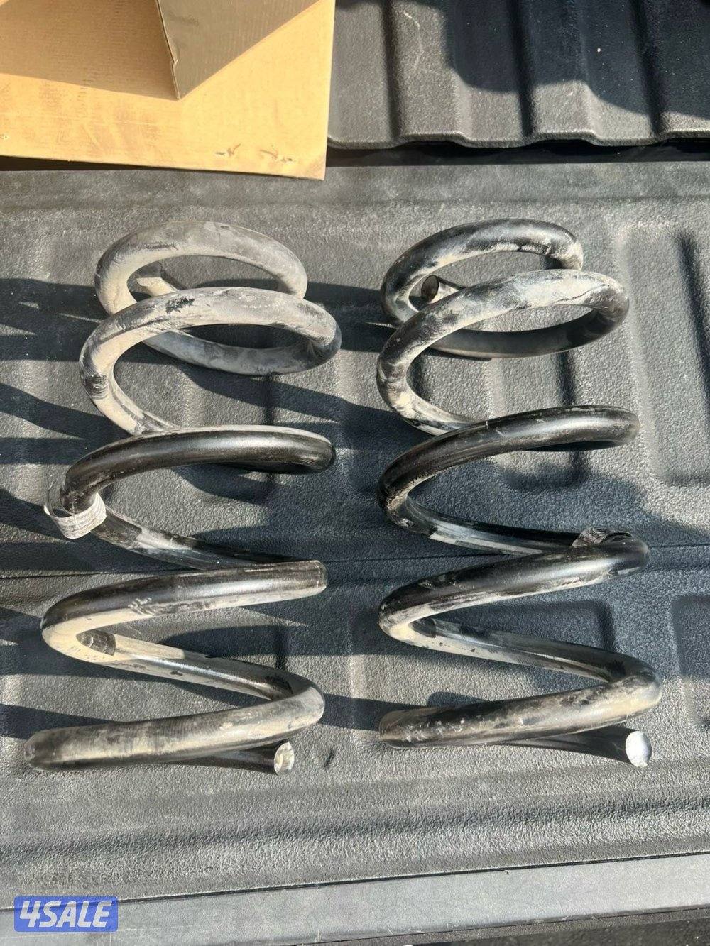 للبيع اغراض سلفرادو ٢٠١٦6