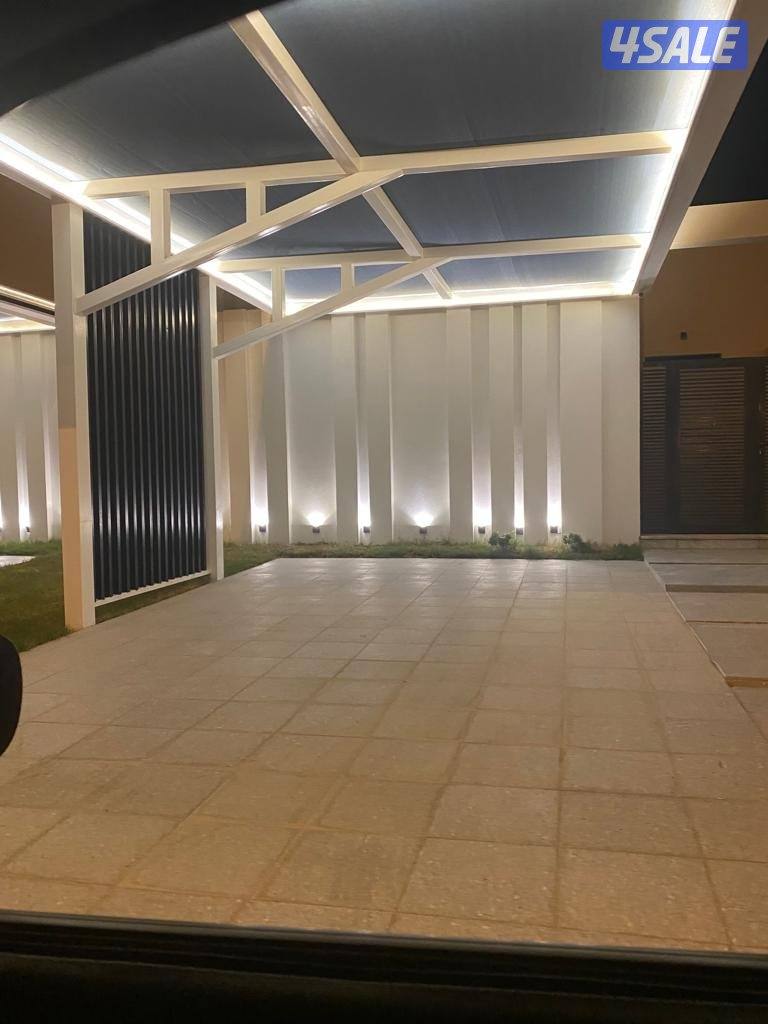 حداد مظلات خام خشبي غرفة مخازن جميع عمال حداده معلم باكستاني3