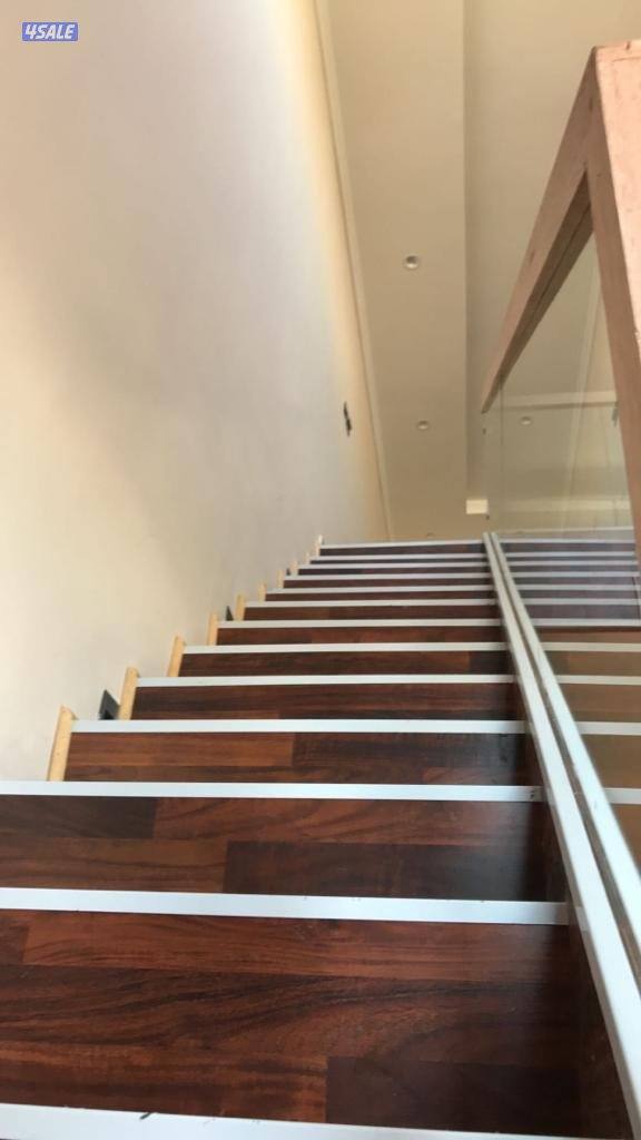 حداد مظلات خام خشبي غرفة مخازن جميع عمال حداده معلم باكستاني13