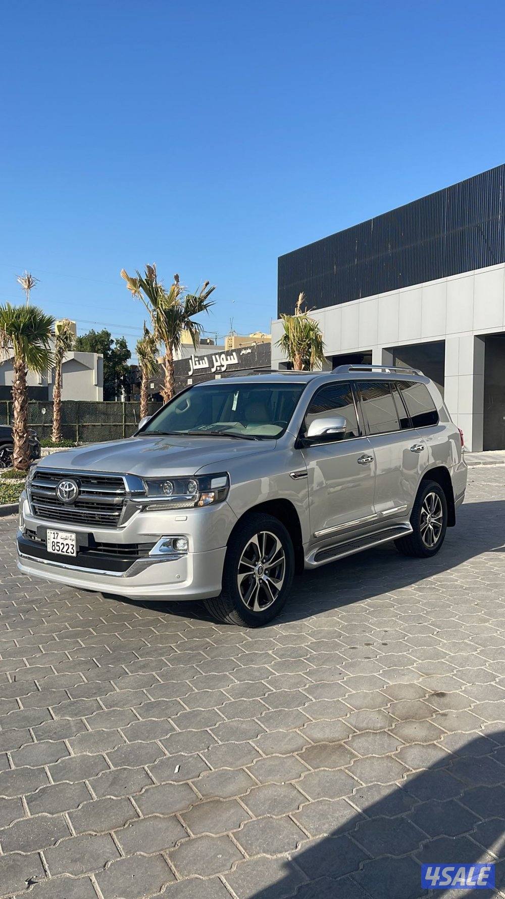 لاندكروز موديل 2020 عداد 93 صبغ الوكاله عليه حمايه فل بدي.1