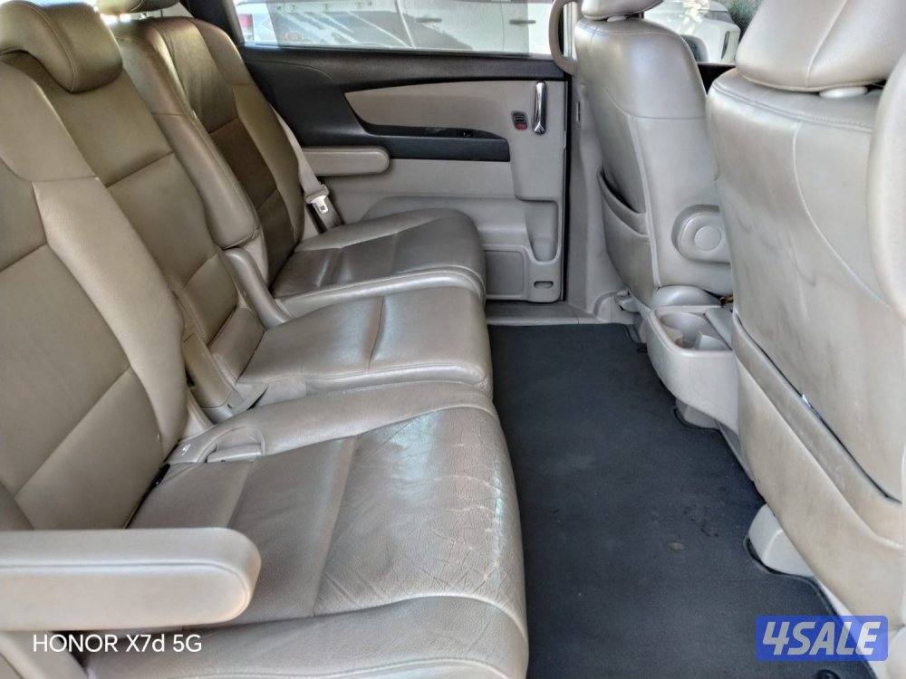 2016 well maintained, sunroof, camera back &side, Electric Doors6