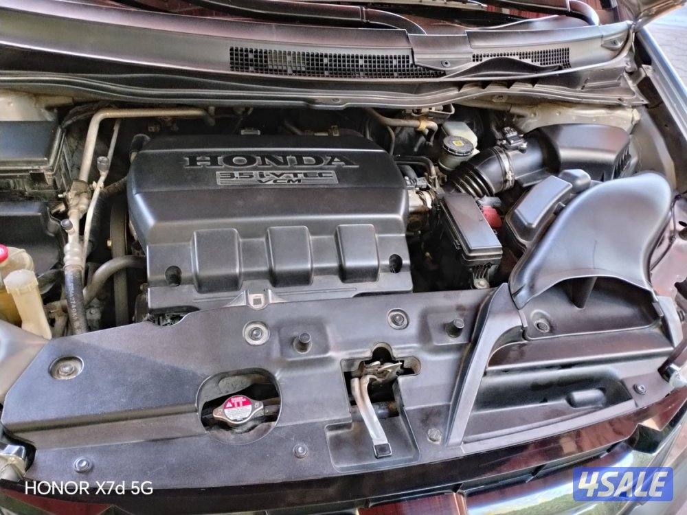 2016 well maintained, sunroof, camera back &side, Electric Doors7