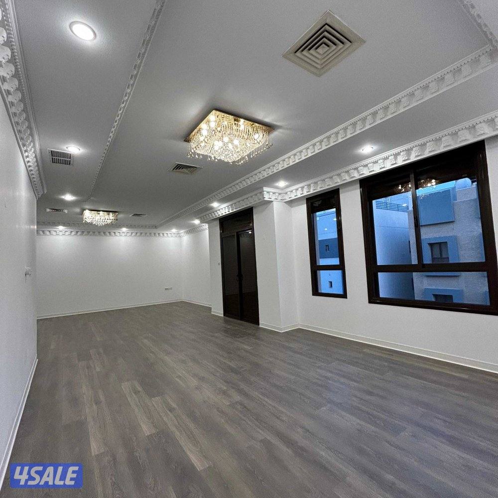 دور كامل للايجار في الصديق قطعة 71