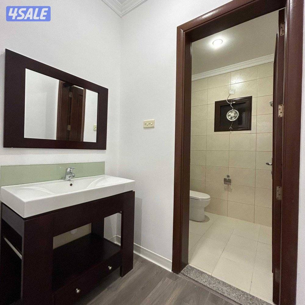 دور كامل للايجار في الصديق قطعة 78