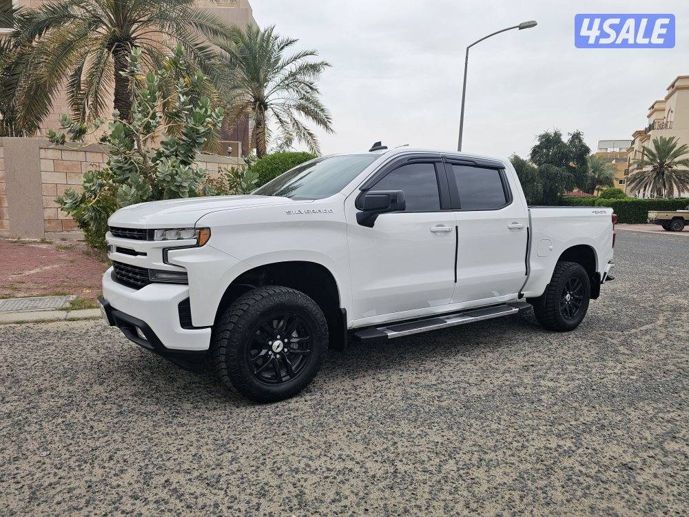 وانيت سلفرادو RST كامل المواصفات دبل جير شرط الفحص0