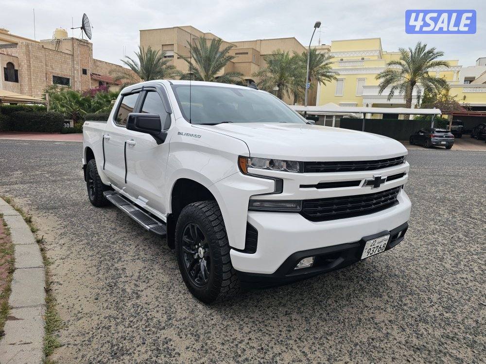 وانيت سلفرادو RST كامل المواصفات دبل جير شرط الفحص4