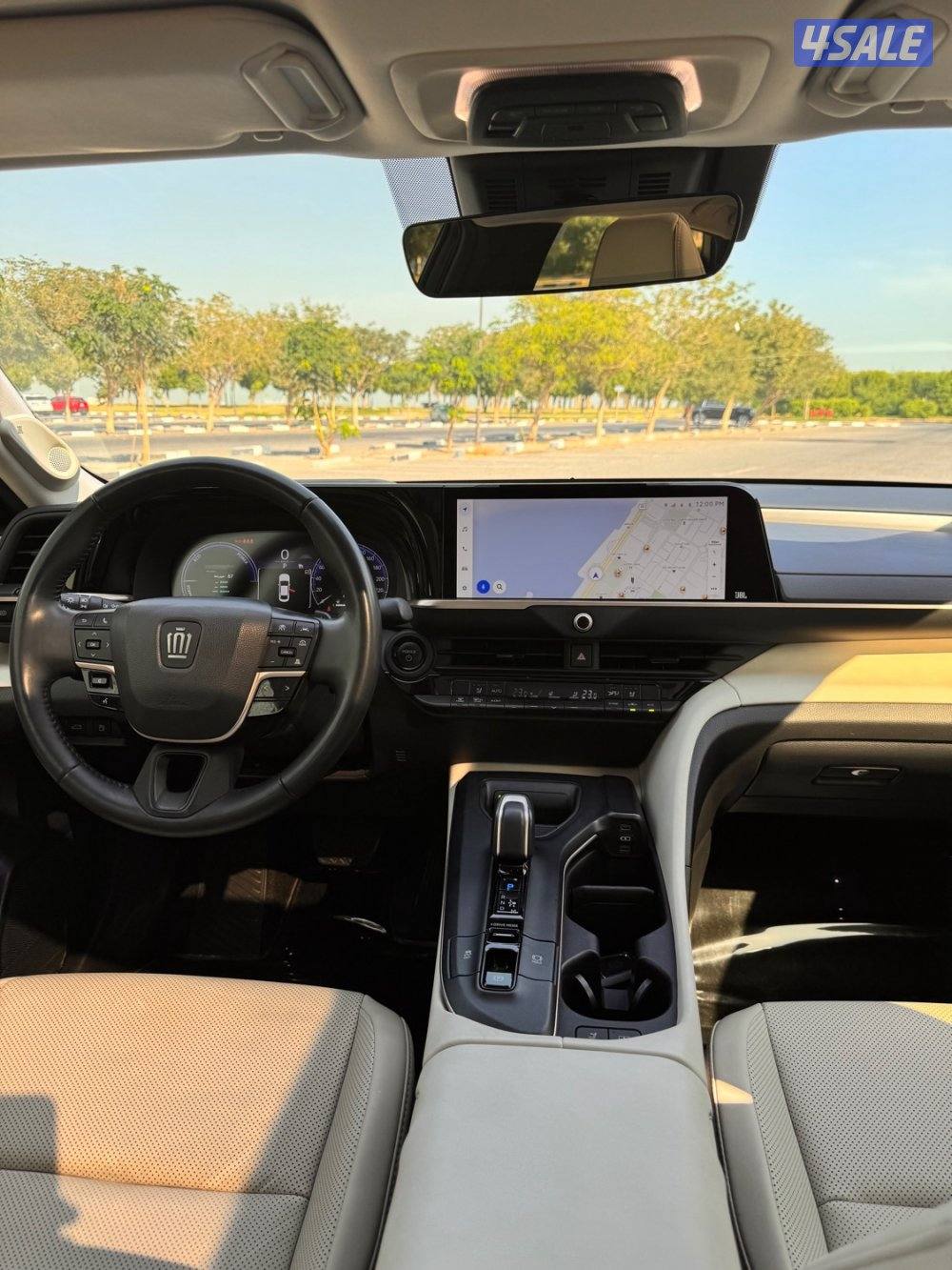 تـويـوتا كـراون اعلـى صنـف الدرجـة الاولـى5