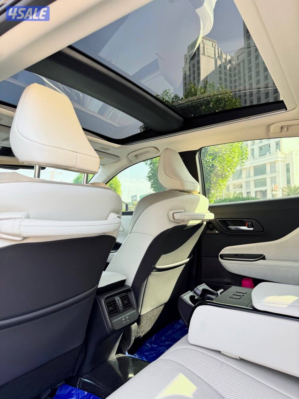 تـويـوتا كـراون اعلـى صنـف الدرجـة الاولـى9