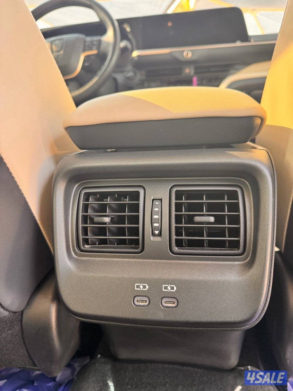 تـويـوتا كـراون اعلـى صنـف الدرجـة الاولـى13