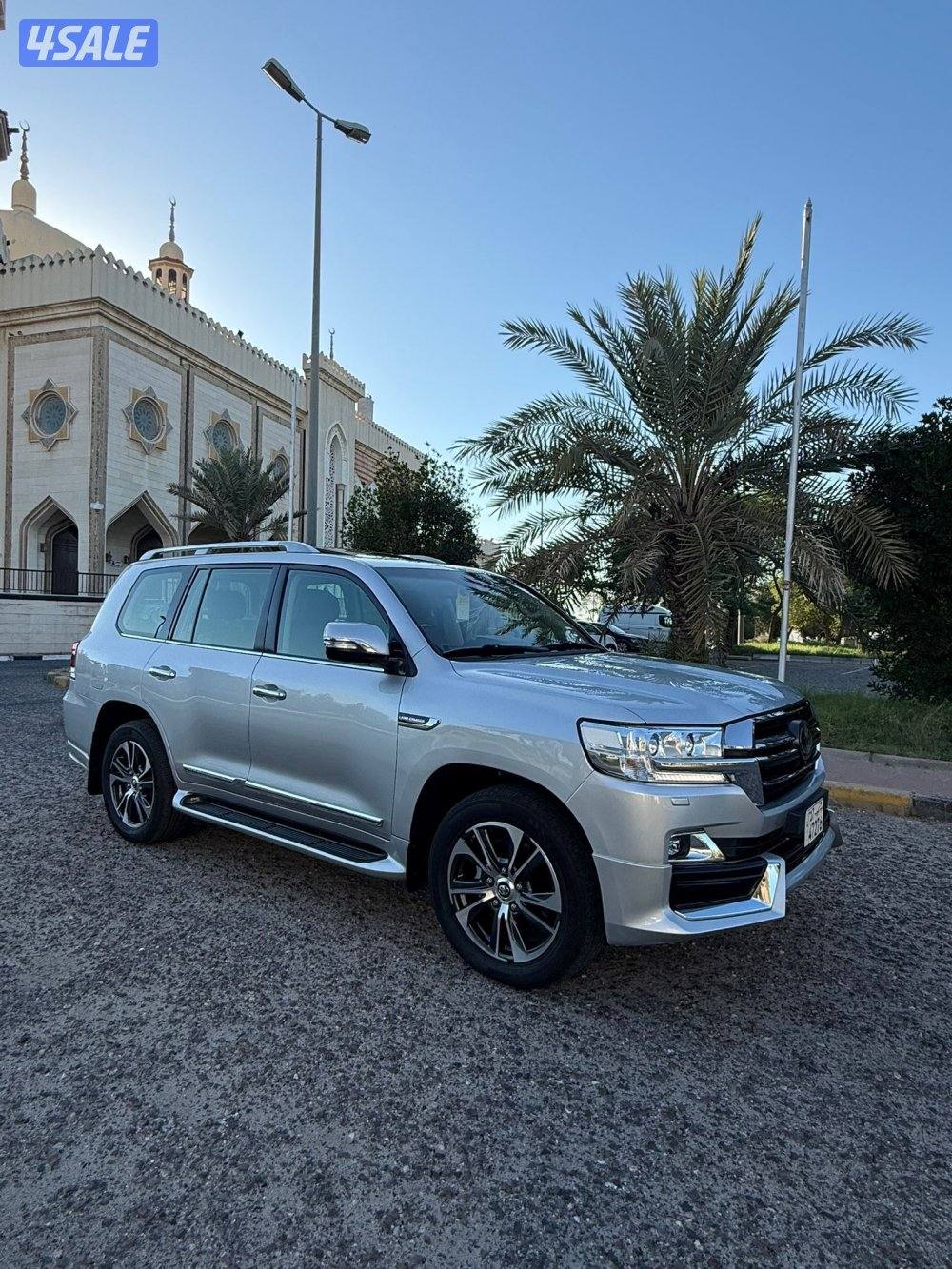 لاند كروز VXRSالساير 2020 بحاله نادره عداد 113 الف6