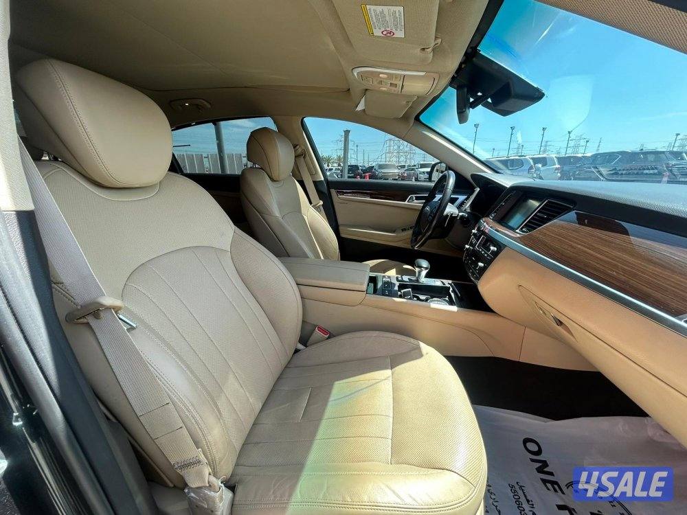 جينيسس G80 موديل 2019 ماشى 150.000 k.m  وارد الكويت .صبغ وكالة  شاشة5