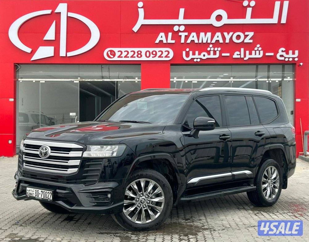 تويوتا لاند كروزر GX.R AERO موديل 2024 ماشى 52.000 k.m  وارد الساير0