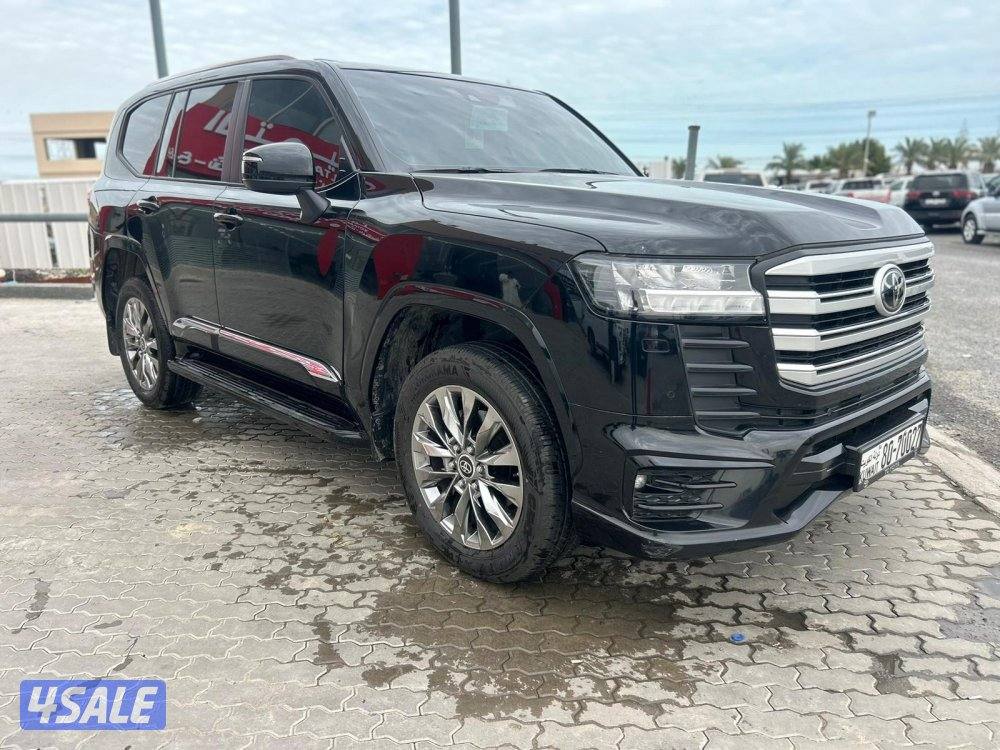 تويوتا لاند كروزر GX.R AERO موديل 2024 ماشى 52.000 k.m  وارد الساير1