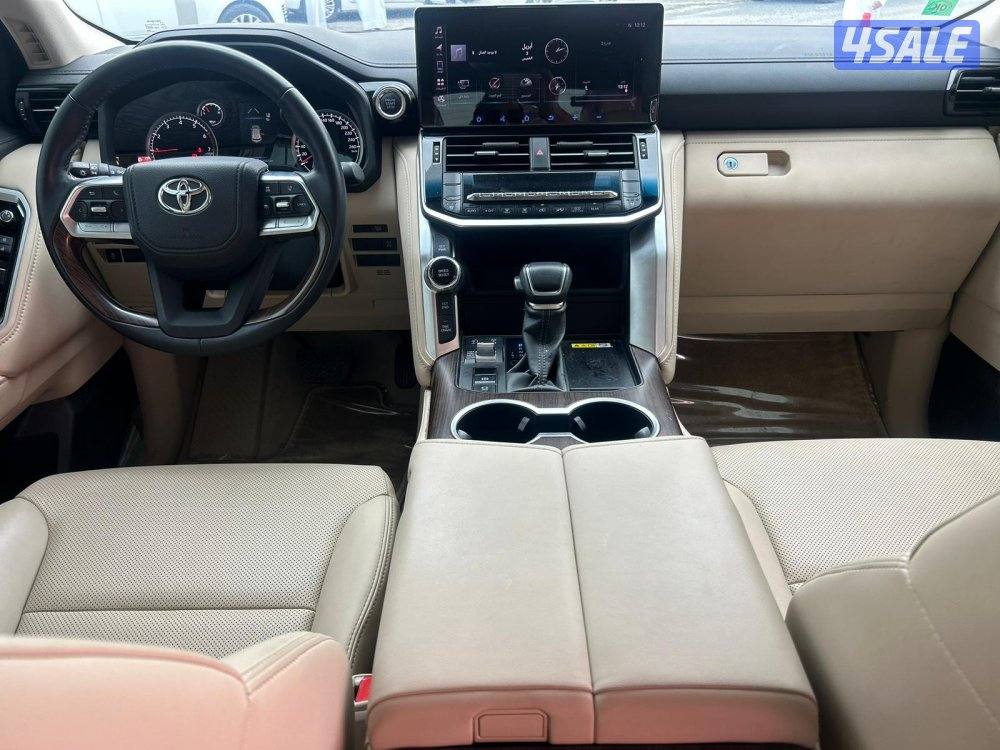 تويوتا لاند كروزر GX.R AERO موديل 2024 ماشى 52.000 k.m  وارد الساير6