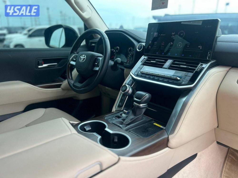 تويوتا لاند كروزر GX.R AERO موديل 2024 ماشى 52.000 k.m  وارد الساير7