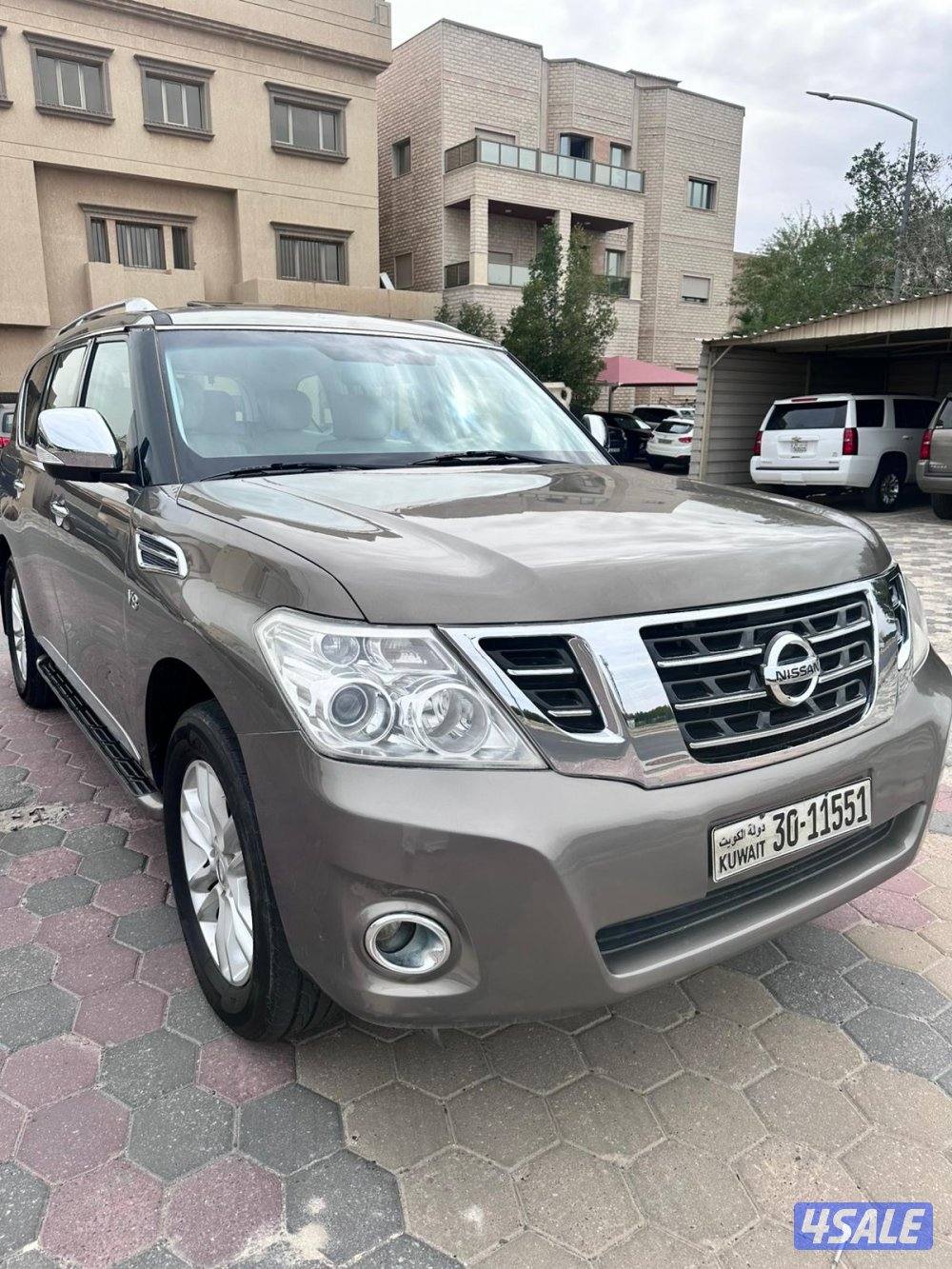 للبيع نيسان باترول موديل 20130