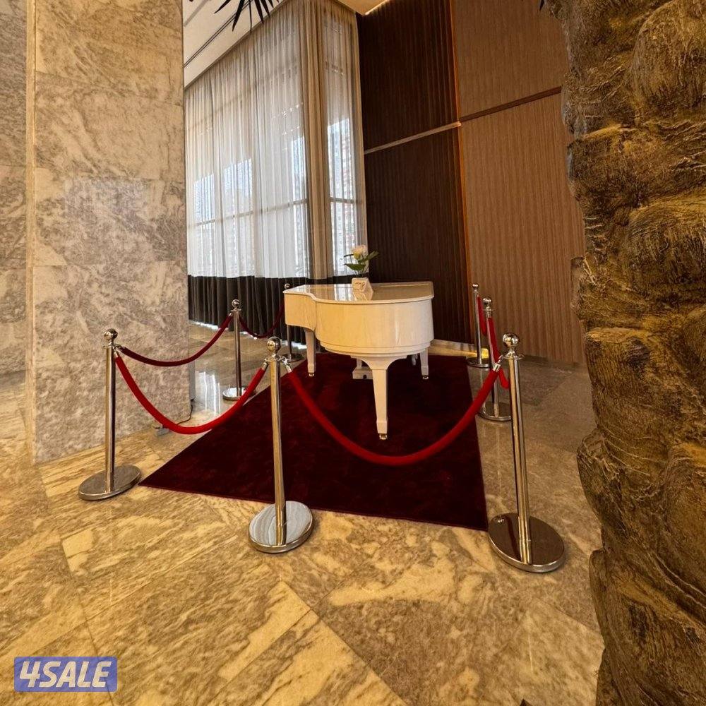 شقة مع بلكونة للإيجار في صباح السالم9