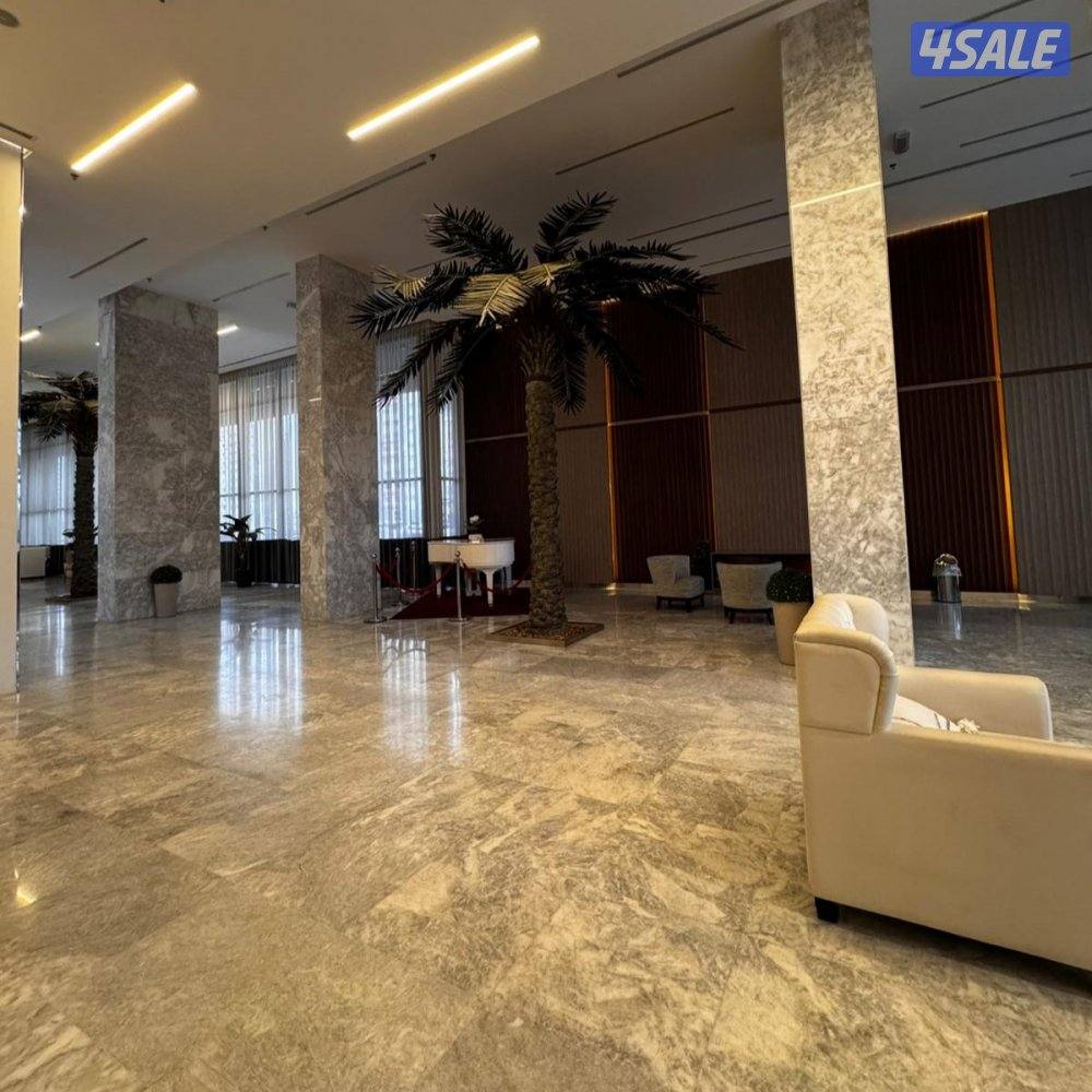 شقة مع بلكونة للإيجار في صباح السالم10