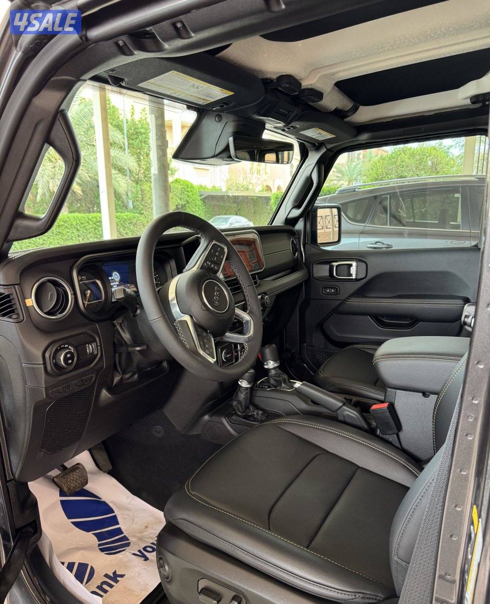 للبيع جيب رانقلر sahara جديد3