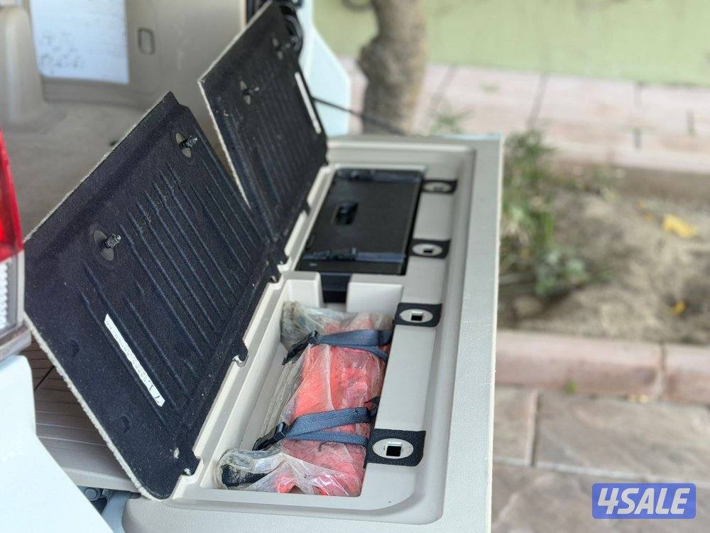 تويوتا _ لاندكروزر GXR _ الساير _ صبغ الوكالة _ 20188