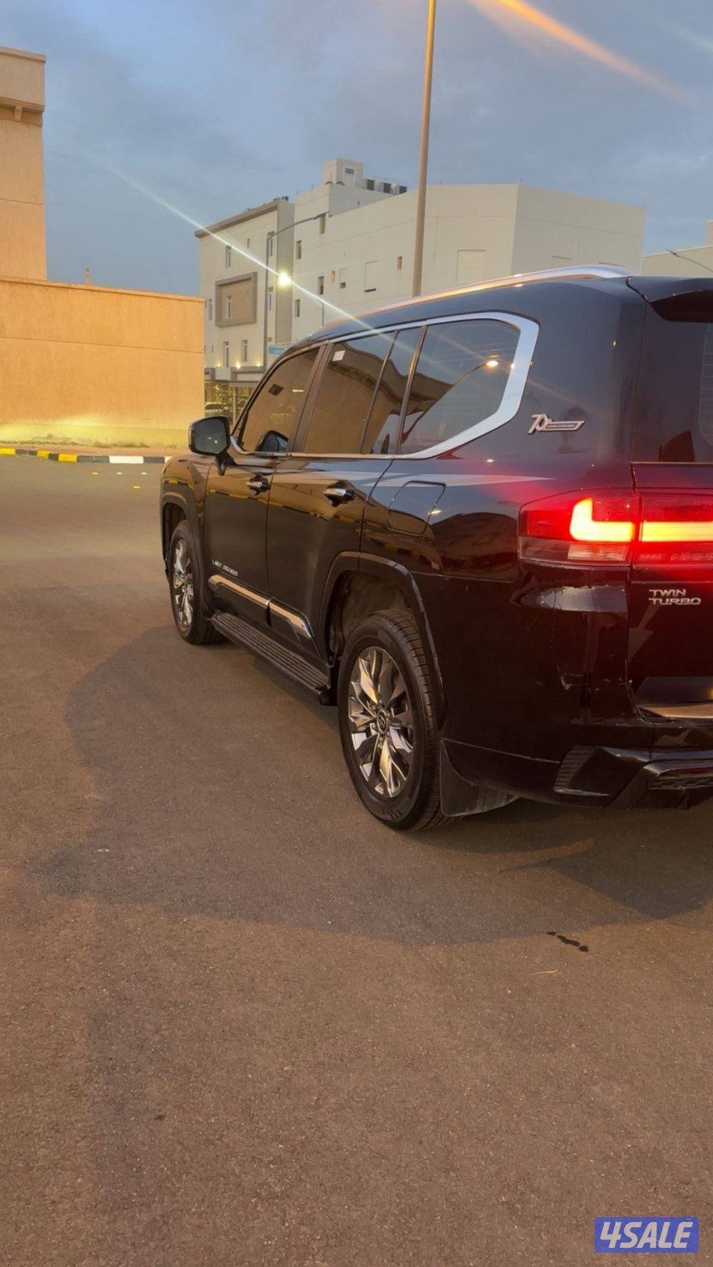 لاند كروز 20224