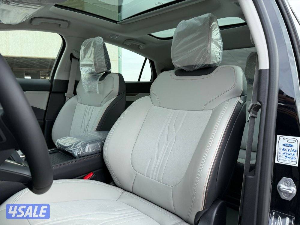 فورد توروسITANUM موديل2026 عداد24الف وارد الغانم تحت الكفاله ،6