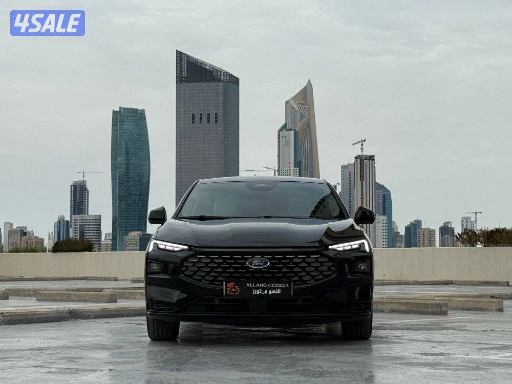 فورد توروسITANUM موديل2026 عداد24الف وارد الغانم تحت الكفاله ،5