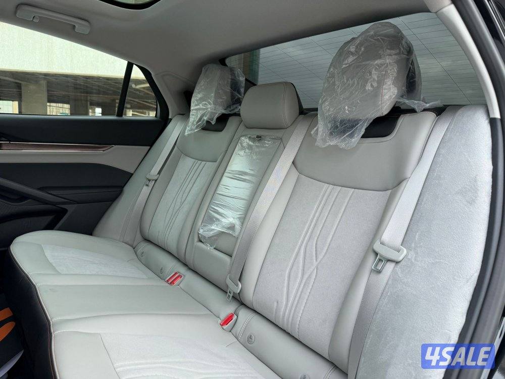 فورد توروسITANUM موديل2026 عداد24الف وارد الغانم تحت الكفاله ،8