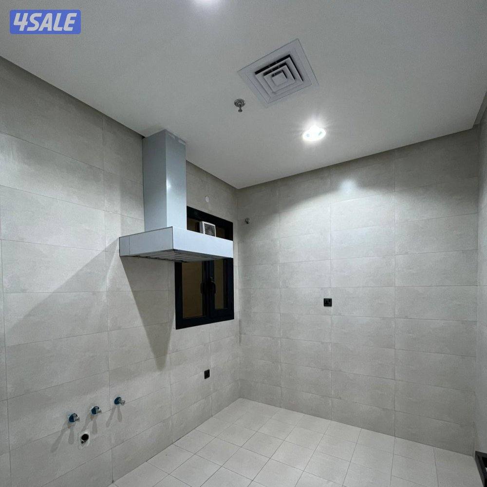 شقه استثمارية مع فترة سماح للإيجار في السالمية4