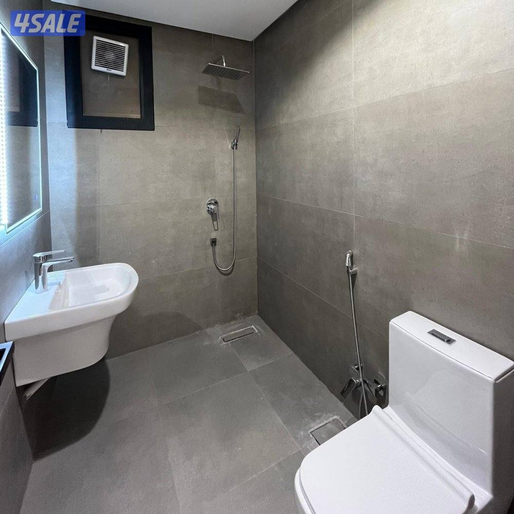 شقه استثمارية مع فترة سماح للإيجار في السالمية5