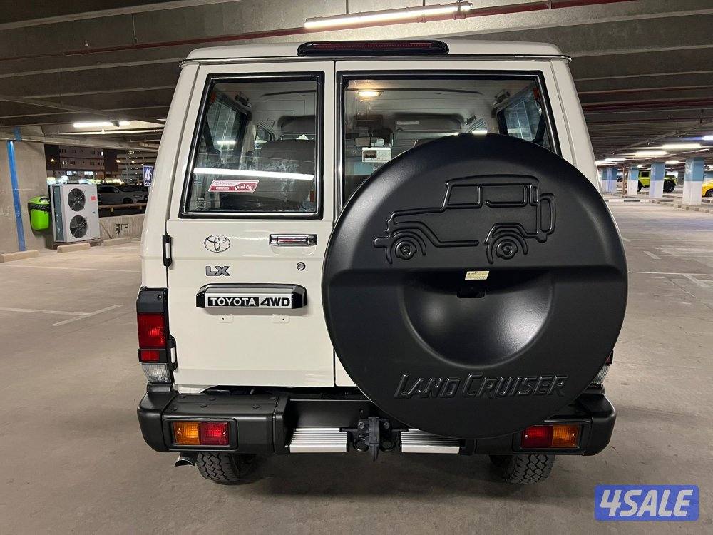 تويوتا لاند كروزر ربع ديزل موديل 2025 اصفار2