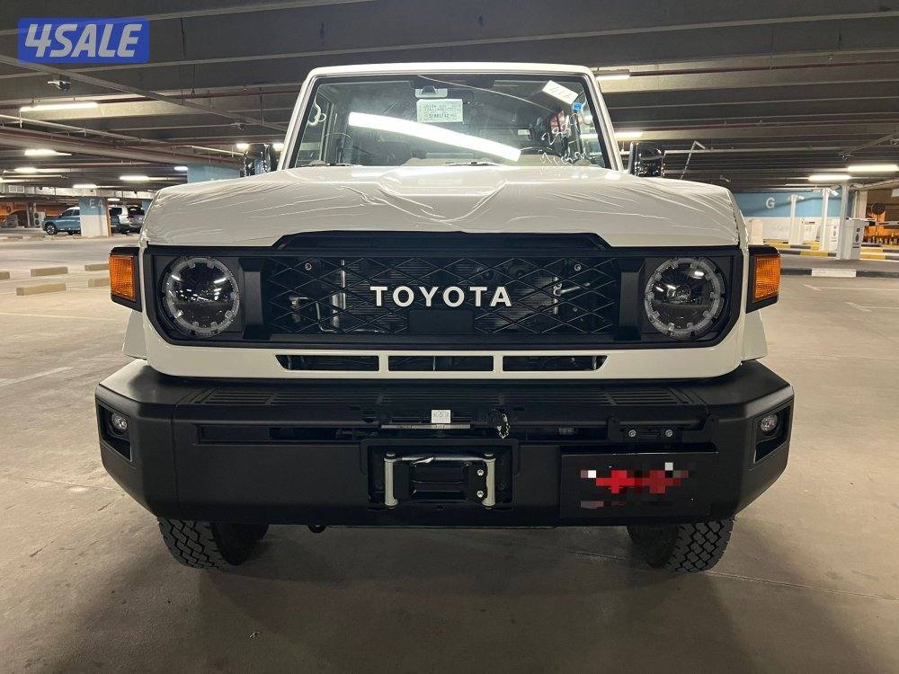 تويوتا لاند كروزر ربع ديزل موديل 2025 اصفار7