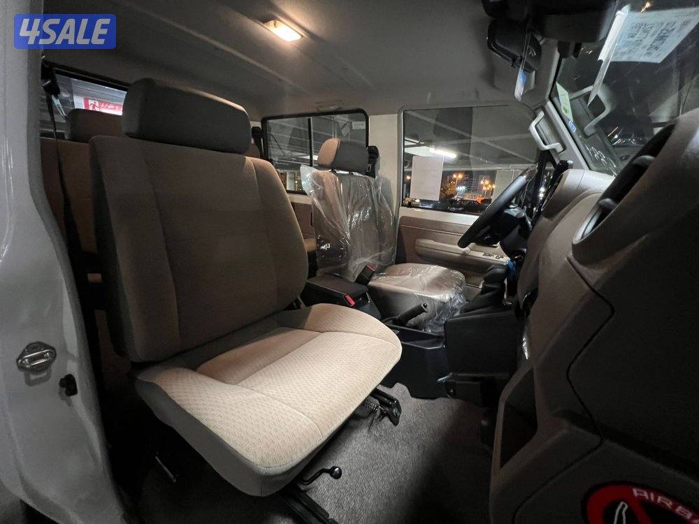 تويوتا لاند كروزر ربع ديزل موديل 2025 اصفار12