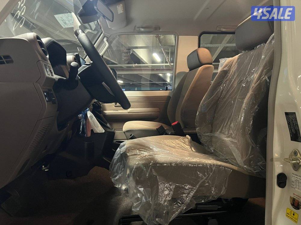 تويوتا لاند كروزر ربع ديزل موديل 2025 اصفار11