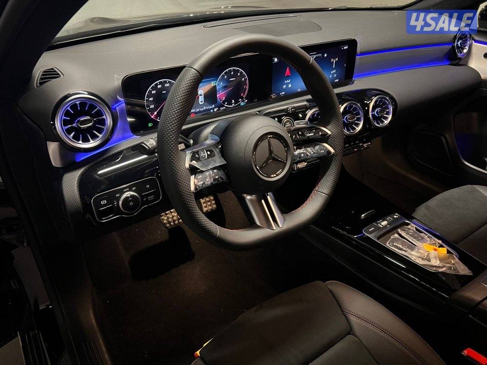 مرسيدس A200 موديل 2025 اصفار8