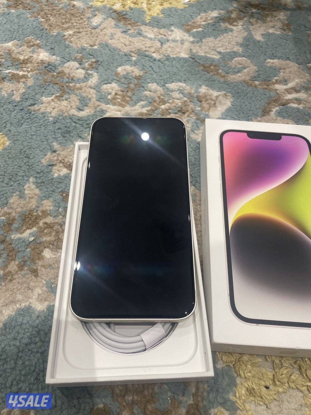 للبيع ايفون 14 عادي جديد بطاريه 100 ومعا كفاله سنه من الغانم 128 جيجا1