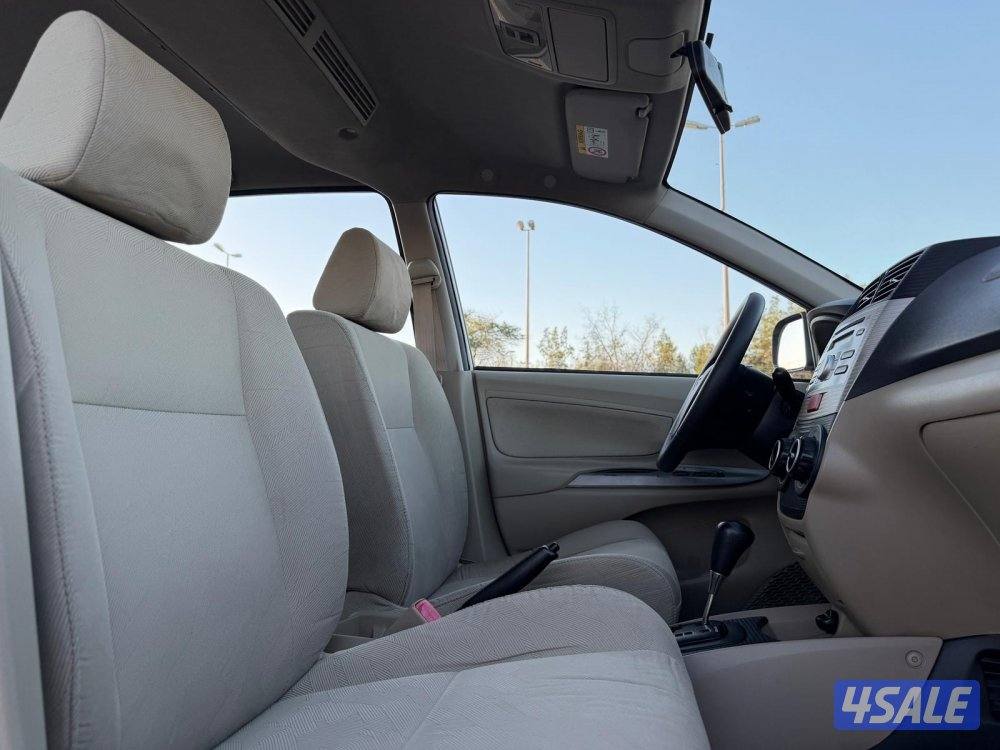 للبيع افانزا موديل 2015 وارد الساير5