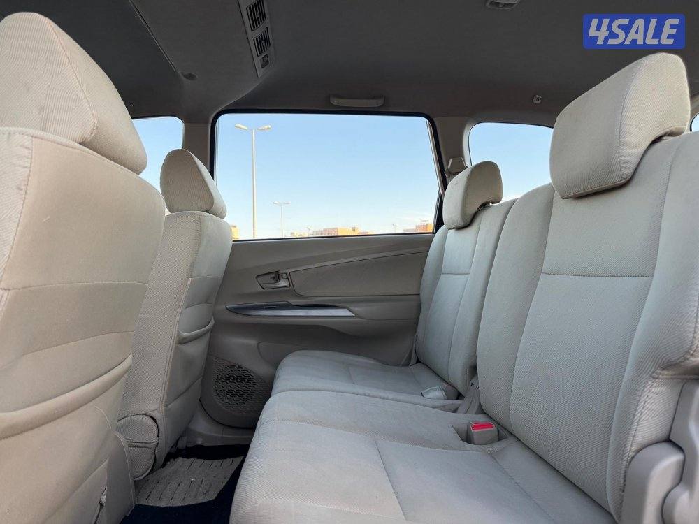 للبيع افانزا موديل 2015 وارد الساير8