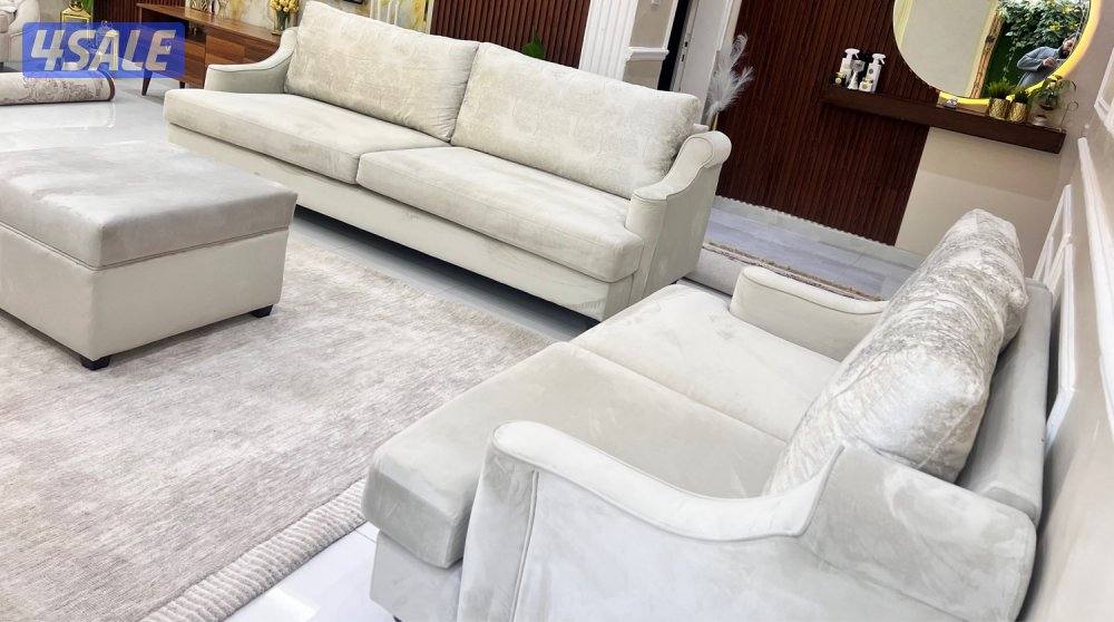 للبيع قنفات نظيفه وشبه جديده مستعمل خفيف جداااا مع السجاده1