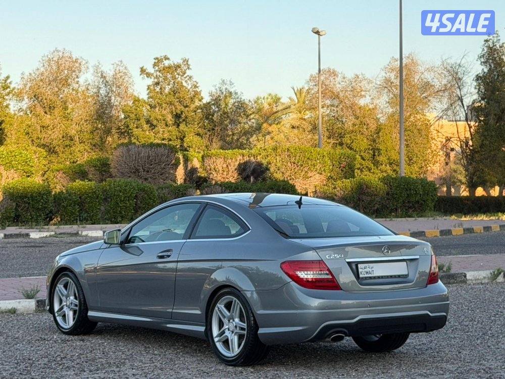 للبيع مرسيدس C250 موديل 2015 وارد البشر3