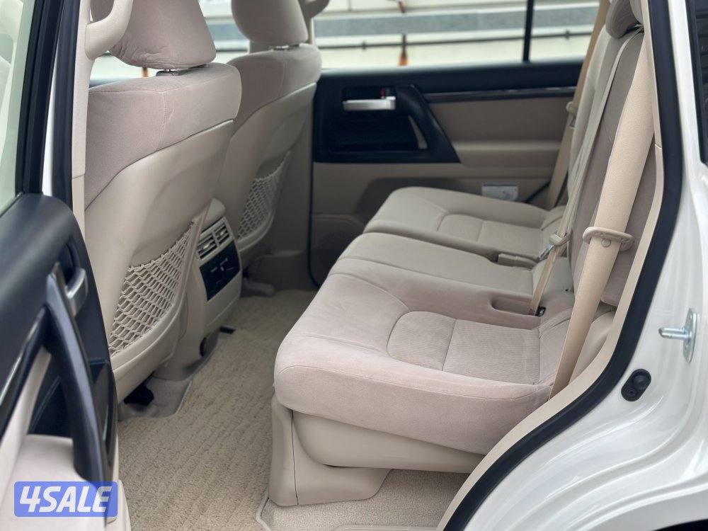 لاندكروزر 20216