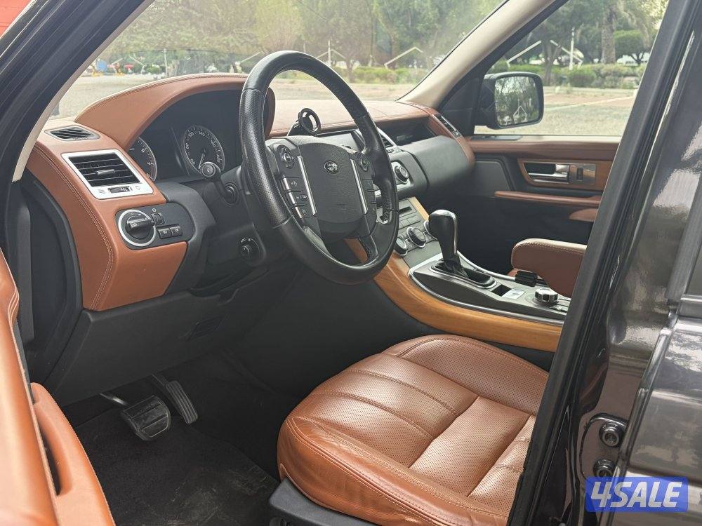 رنج روفر سبورت حاله نادره عداد ٨٣ الف فقط  السعر  ٣٧٠٠ قابل بالمعقول4