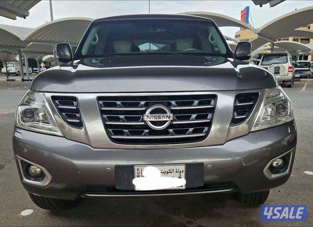نيسان باترول LE المكينة الكبيرة 8 سلندر2
