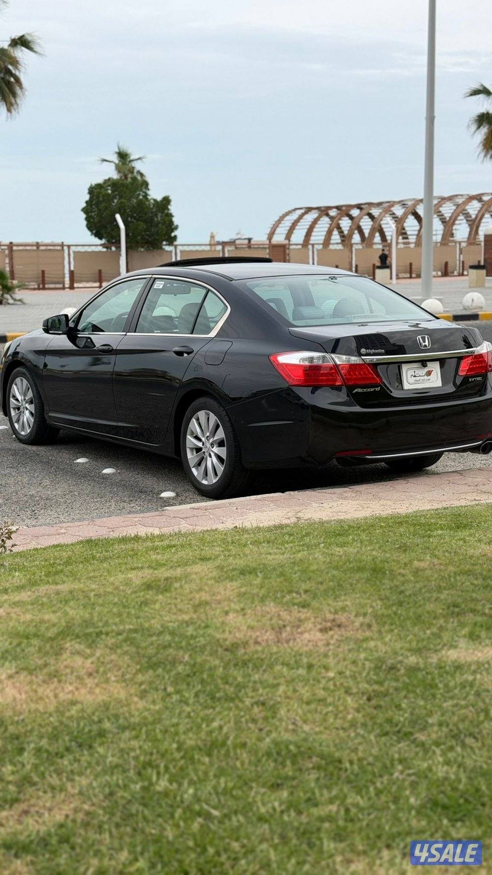 هوندا اكورد موديل 2014 / بحاله ممتازه4