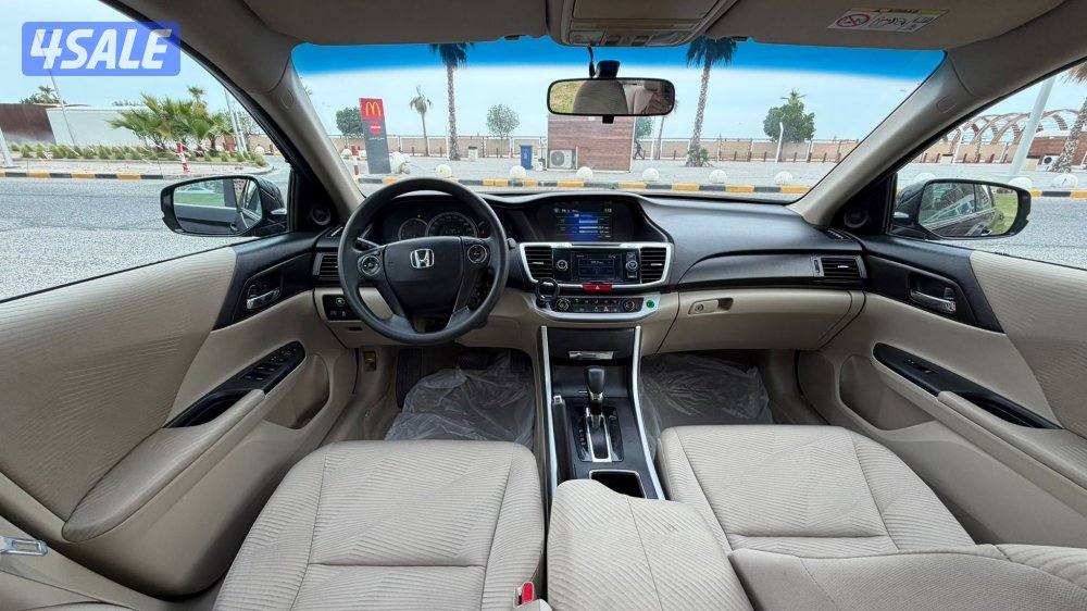 هوندا اكورد موديل 2014 / بحاله ممتازه10