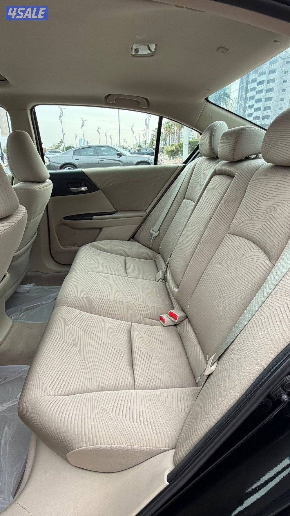 هوندا اكورد موديل 2014 / بحاله ممتازه11