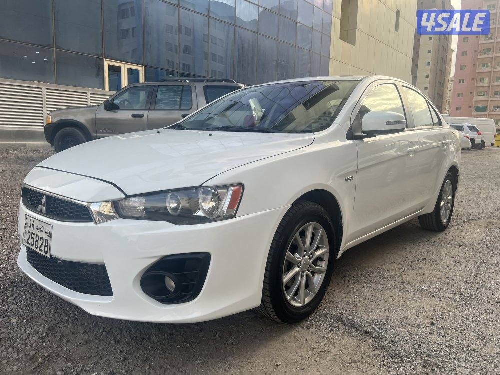 ميتسوبيشي لانسر ٢٠١٦  بحالة ممتازة  بيعة سريعة ٩٥٠. دينار12