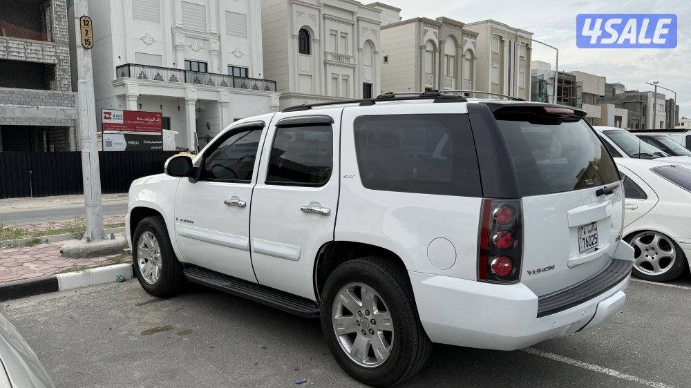 يوكن SLT موديل 2009 دبل جير 6 غيار بحالة ممتازة0